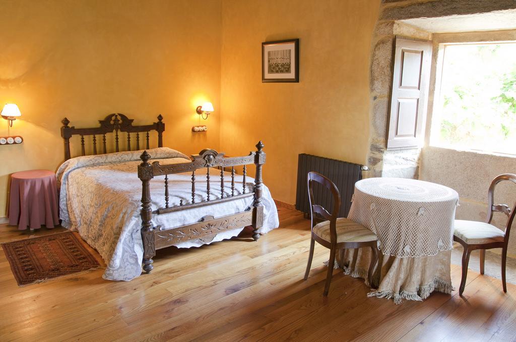 Pazo De Andeade Guest House Room photo